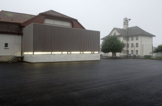 Bühnenerweiterung Schulhaus Dorf Küttigen